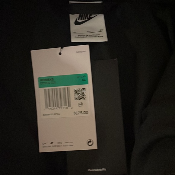 NIKE SWOOSH JACKET - Picture 8 of 9